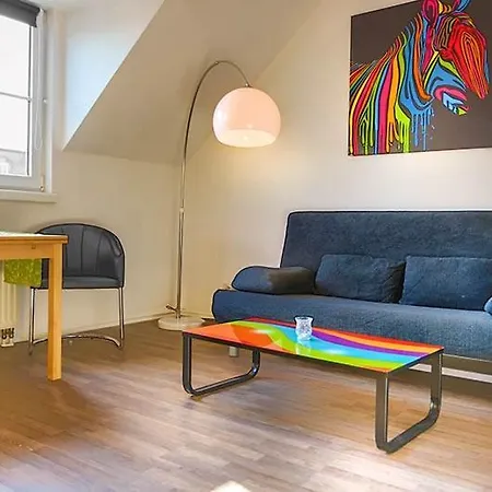 Moderne Apartments Im Herzen Der Stadt Mit Empore In Theaternaehe 